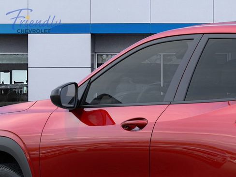 New 2026 Chevrolet Trax RS FWD image 24