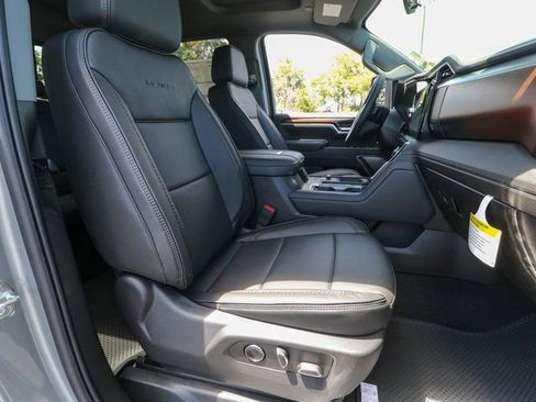 New 2025 GMC Sierra 2500 Denali w/ Denali Reserve Package image 25