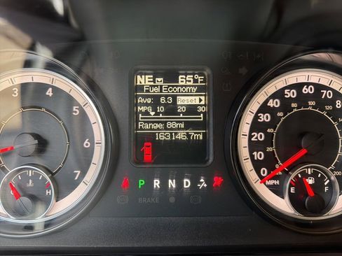 Used 2017 RAM 1500 Express AWD/4WD image 20