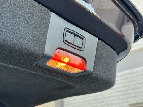 Used 2014 Porsche Cayenne Platinum Edition image 21