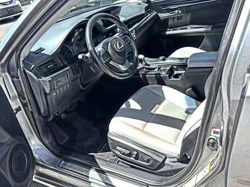 Used 2018 Lexus ES 350 FWD image 2