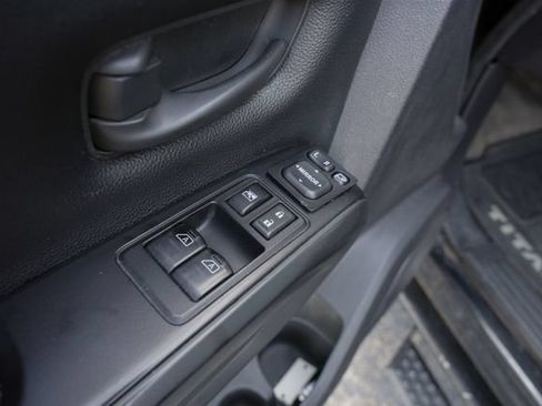 Used 2017 Nissan Titan S RWD image 21