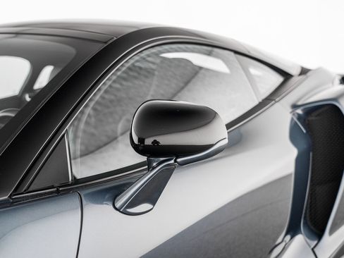 Used 2023 McLaren GT RWD image 14