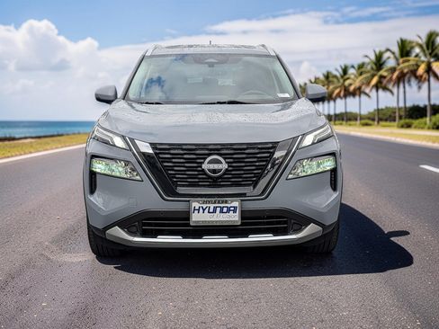 Used 2023 Nissan Rogue Platinum AWD/4WD image 3