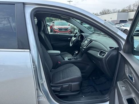 Used 2022 Chevrolet Equinox LT FWD image 10