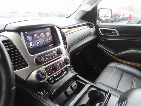 Used 2015 GMC Yukon XL Denali w/ Enhanced Security Package image 38