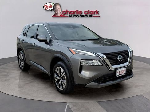 Used 2023 Nissan Rogue SV image 7