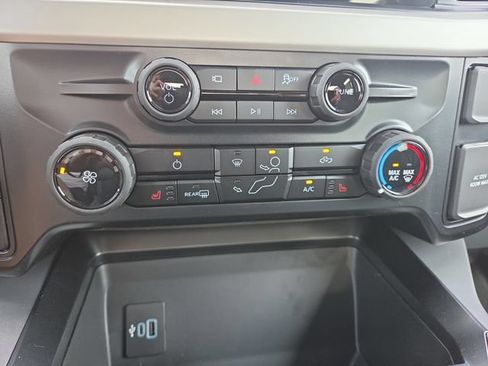 New 2026 Ford F250 XLT w/ XLT Premium Package AWD/4WD image 13