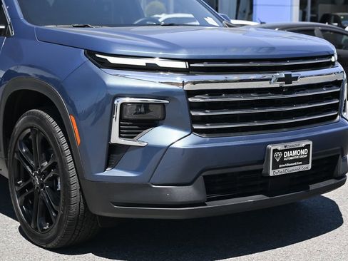 New 2026 Chevrolet Traverse LT w/ Driver Confidence Package FWD image 9