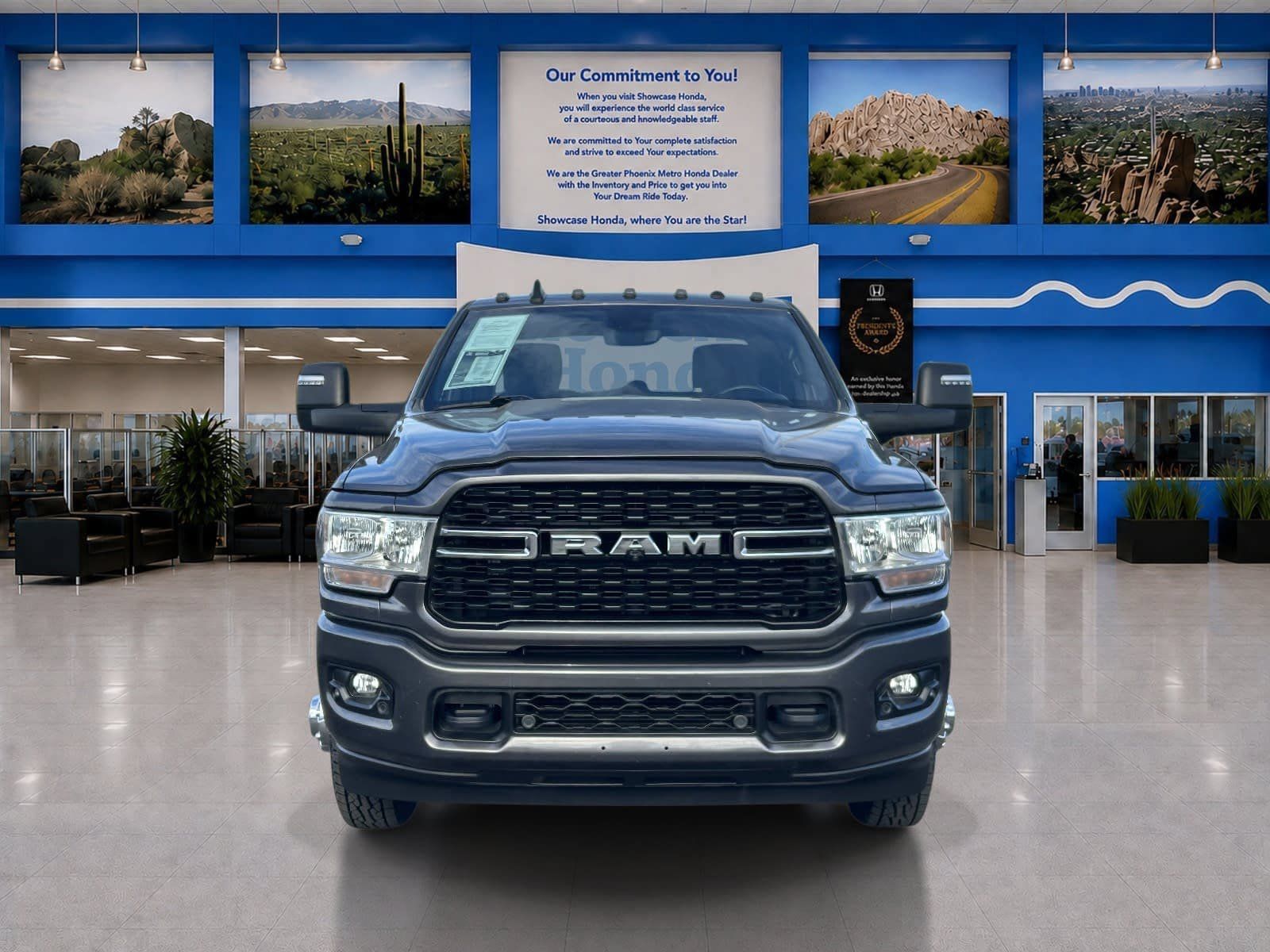Used 2024 RAM 3500 Big Horn w/ Sport Appearance Package AWD/4WD image 5