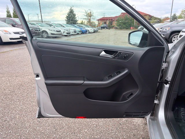 Used 2015 Volkswagen Jetta S FWD image 16