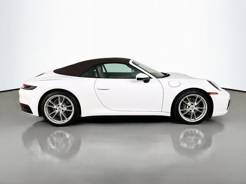 Used 2024 Porsche 911 Carrera RWD image 4