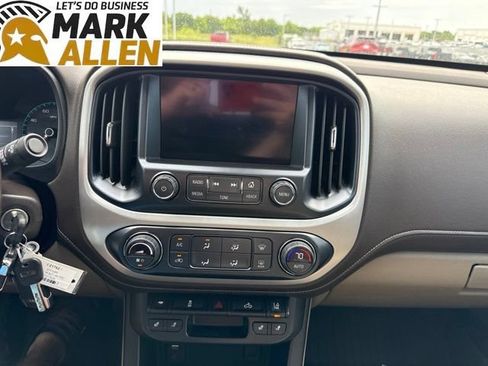 Used 2017 GMC Canyon SLT w/ Driver Alert Package AWD/4WD image 9
