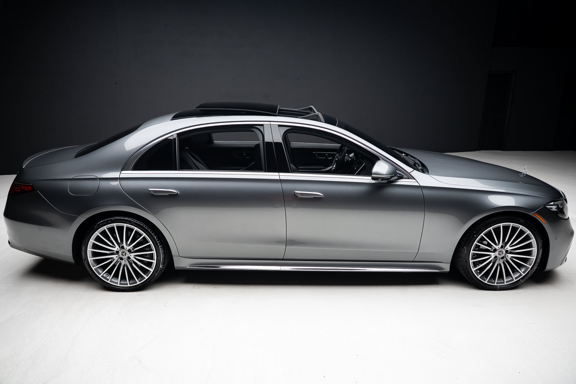 Used 2022 Mercedes-Benz S 580 4MATIC Sedan image 35