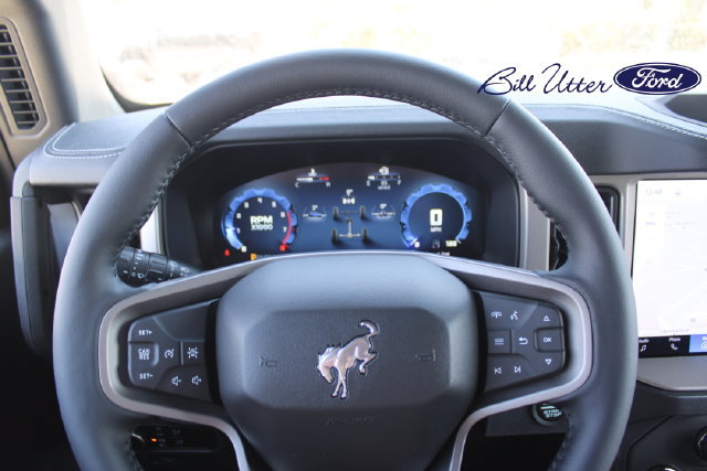 New 2026 Ford Bronco Outer Banks AWD/4WD image 17