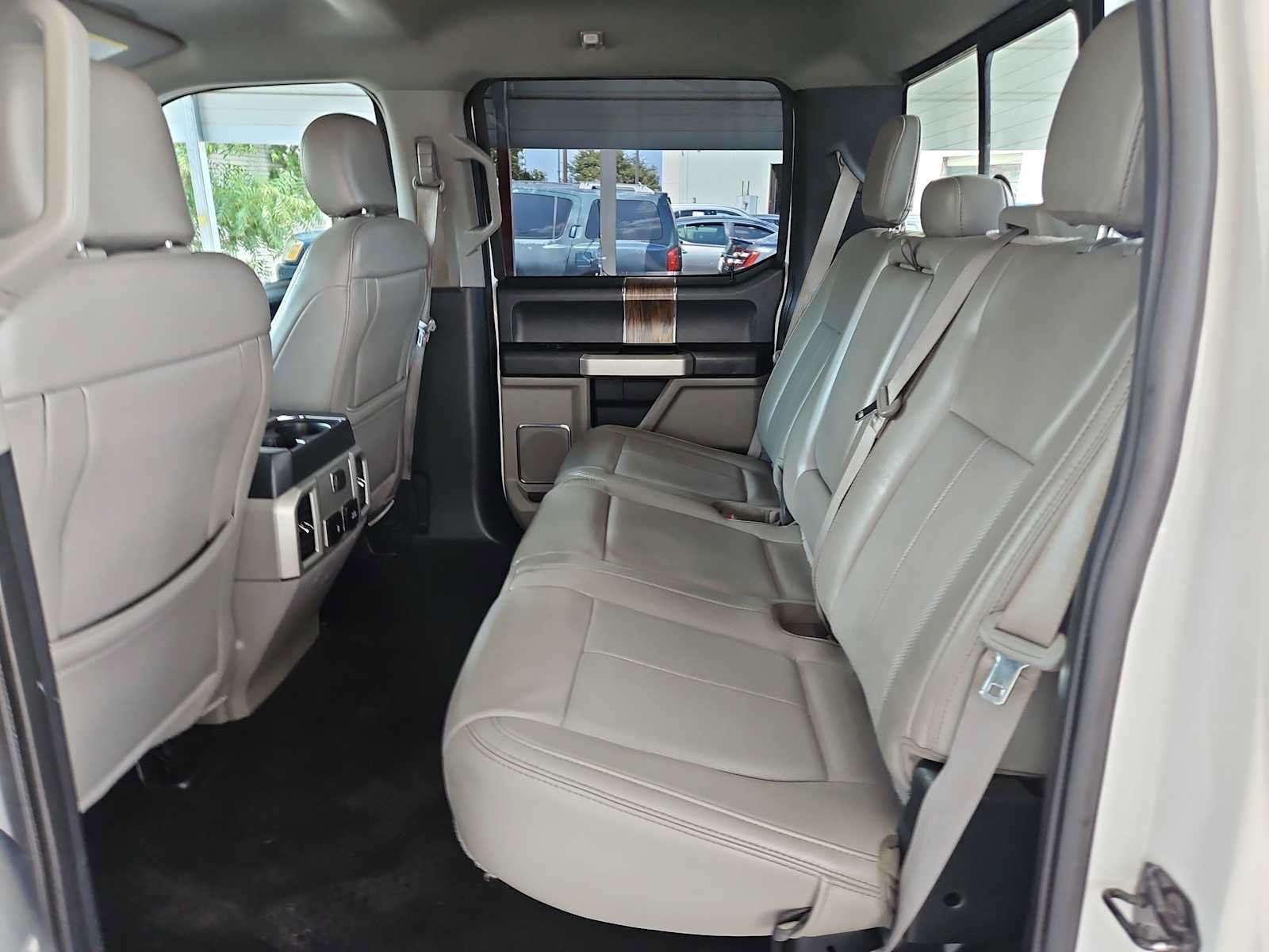 Used 2020 Ford F150 Lariat RWD image 11