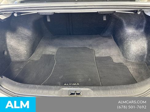 Used 2025 Nissan Altima 2.5 SV FWD image 21