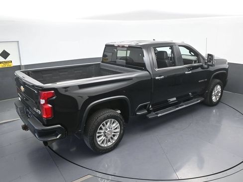 Used 2022 Chevrolet Silverado 2500 High Country w/ Z71 Off-Road Package AWD/4WD image 67