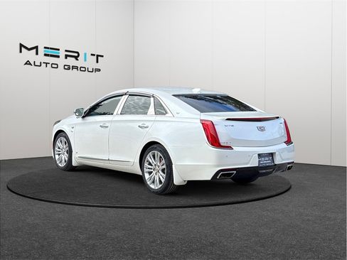 Used 2019 Cadillac XTS Luxury image 7