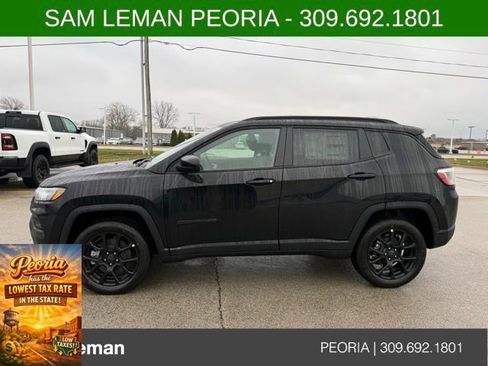 New 2026 Jeep Compass Latitude image 4