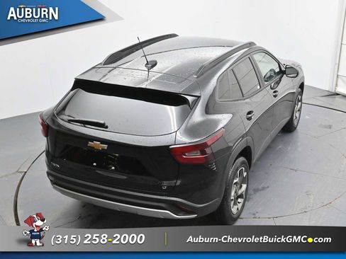New 2026 Chevrolet Trax LT image 28