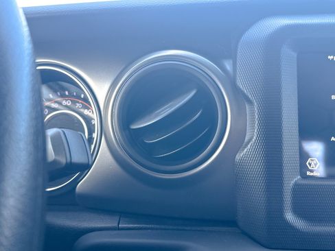 Used 2023 Jeep Gladiator Sport w/ Trailer Tow Package image 26