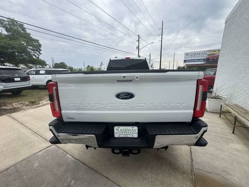 Used 2025 Ford F250 Lariat AWD/4WD image 6