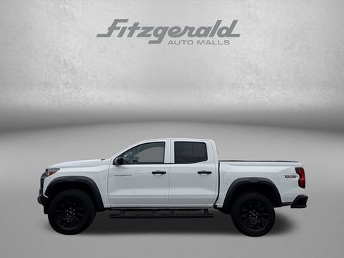 Used 2024 Chevrolet Colorado Trail Boss w/ Advanced Trailering Package AWD/4WD image 7