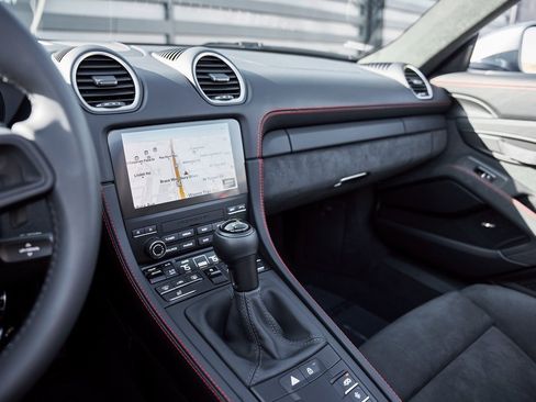 Used 2025 Porsche 718 Boxster Spyder RS w/ Accent Package Logos image 63