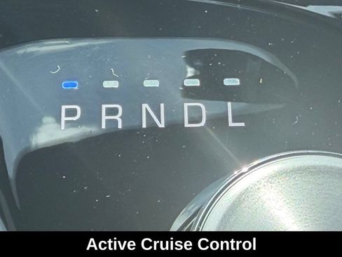 New 2027 Chrysler Pacifica Select w/ Family Tech Group FWD image 17