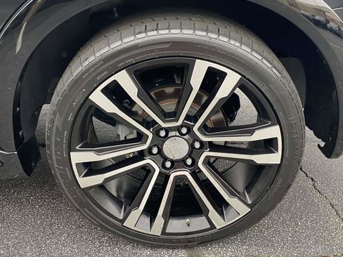 Used 2019 INFINITI QX80 Luxe w/ 22" Wheel Package image 14
