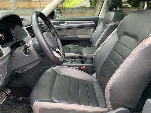 Used 2023 Volkswagen Atlas SEL Premium AWD/4WD image 13