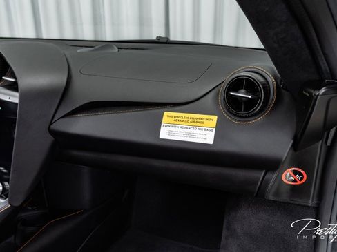 Used 2025 McLaren 750S Spider image 71