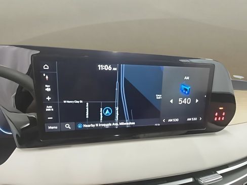 Used 2023 Hyundai Palisade Limited AWD/4WD image 34