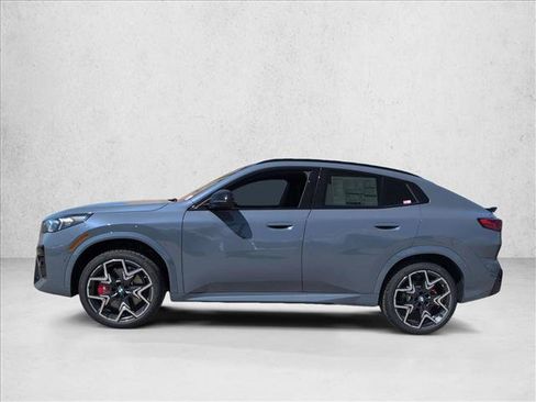New 2026 BMW X2 xDrive28i w/ Technology Package AWD/4WD image 5