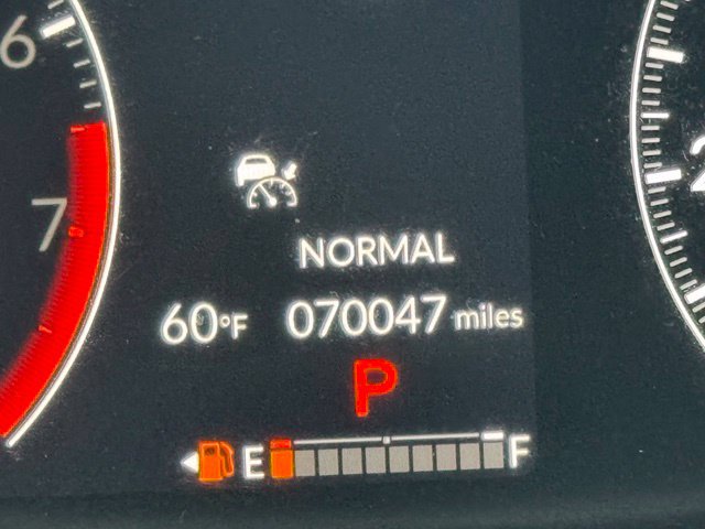 Used 2023 Honda Pilot Touring image 19