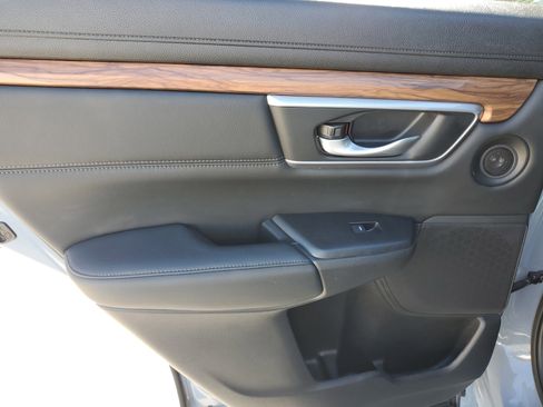 Used 2022 Honda CR-V Touring image 15