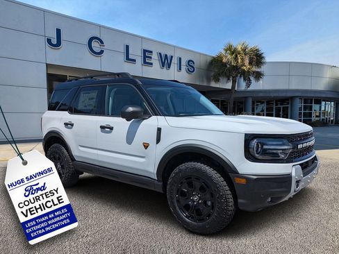 New 2026 Ford Bronco Sport Badlands w/ Sasquatch Badlands Package AWD/4WD image 1