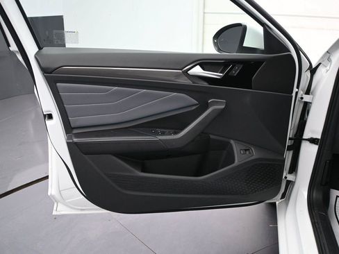 Certified 2026 Volkswagen Jetta SEL FWD image 8