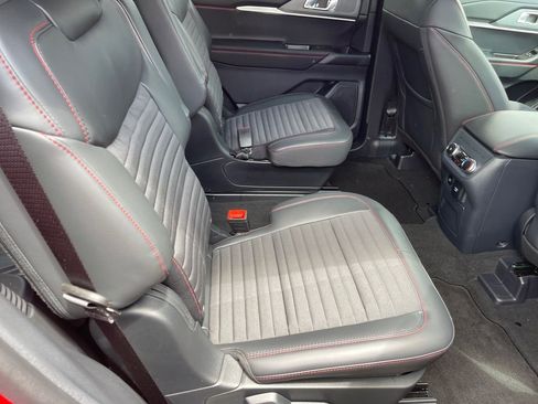 New 2026 Ford Explorer ST-Line RWD image 13