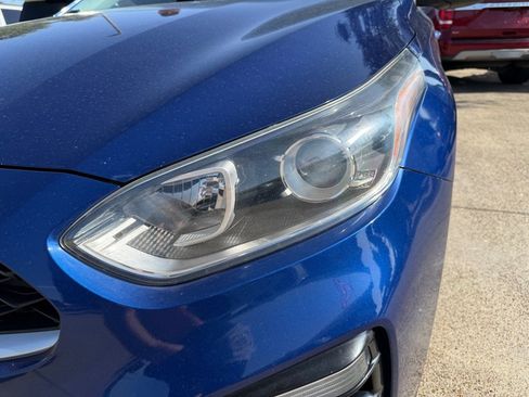 Used 2021 Kia Forte LXS FWD image 11