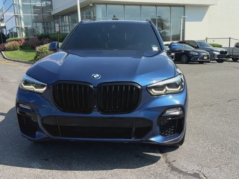 Used 2020 BMW X5 xDrive40i w/ M Sport Package AWD/4WD image 3