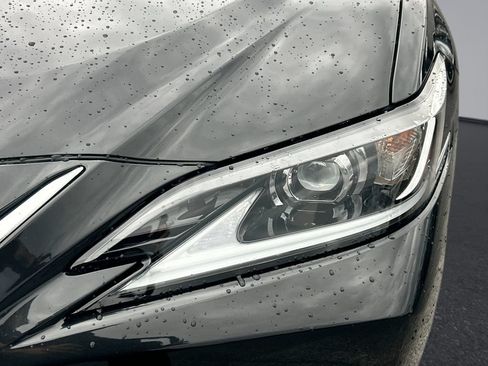 Used 2025 Lexus ES 350 w/ Premium Package FWD image 29