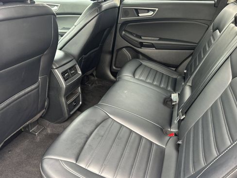 Used 2024 Ford Edge SEL AWD/4WD image 13
