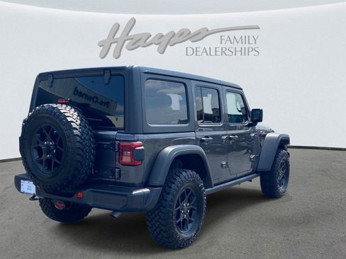 Used 2026 Jeep Wrangler Unlimited Sport AWD/4WD image 3