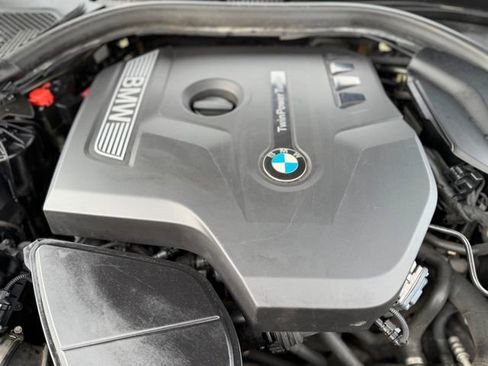 Used 2017 BMW 530i xDrive image 32