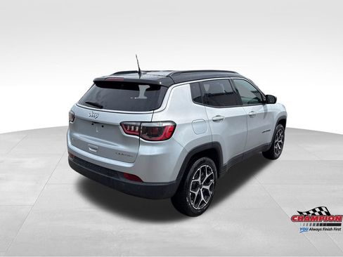 Used 2025 Jeep Compass Limited AWD/4WD image 6