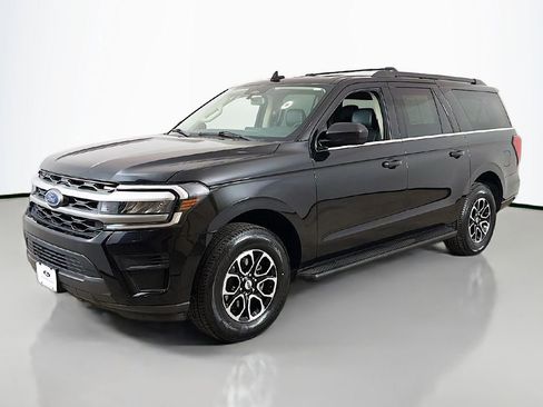 Used 2024 Ford Expedition Max XLT image 9
