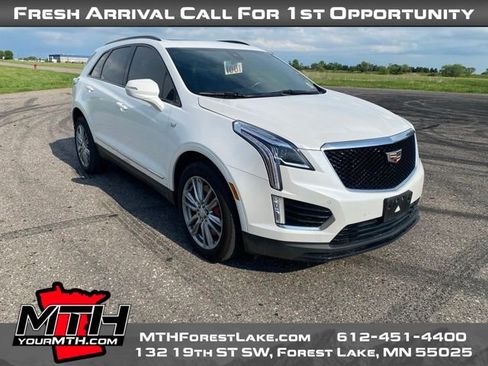 Used 2023 Cadillac XT5 Sportv AWD/4WD image 2