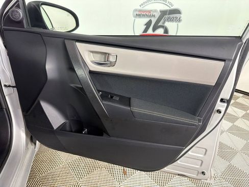 Used 2017 Toyota Corolla LE image 14